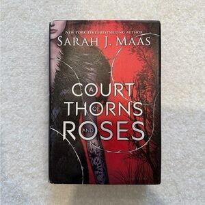 A Court of Thorns and Roses by Sarah J. Maas (hardcover, original cover art)